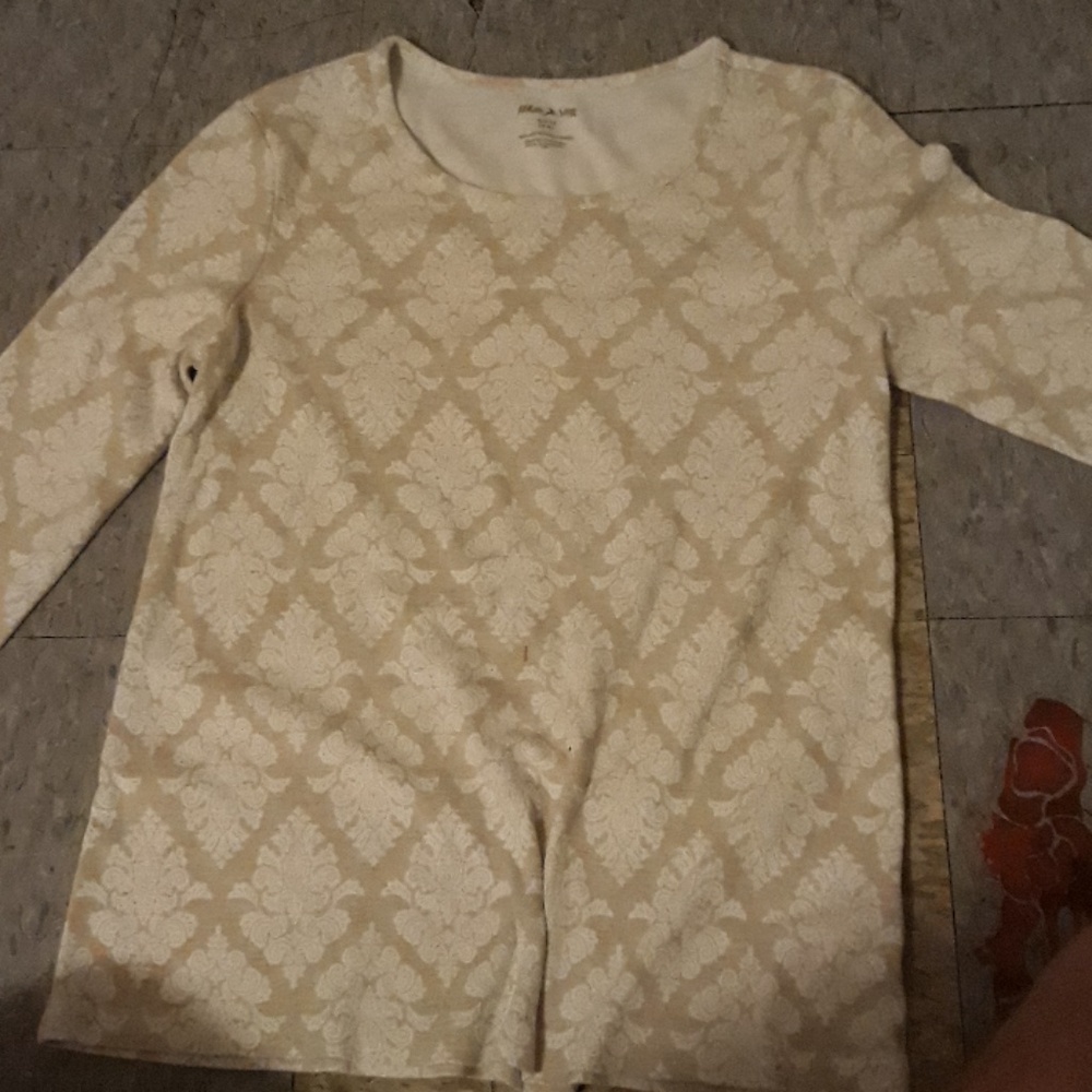 Woman shirt